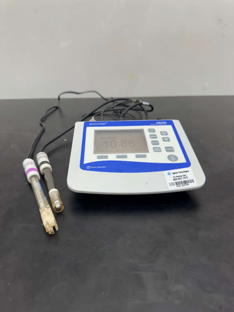 Image of Fisher Scientific Accument AB200 pH/mV